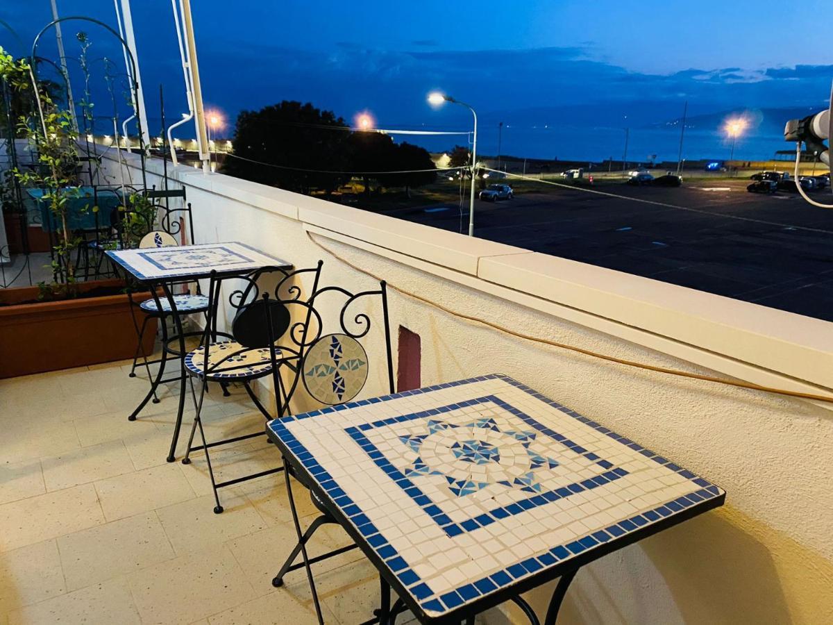 Bed and Breakfast B E B Le Terrazze Sul Mare Катандзаро Екстер'єр фото