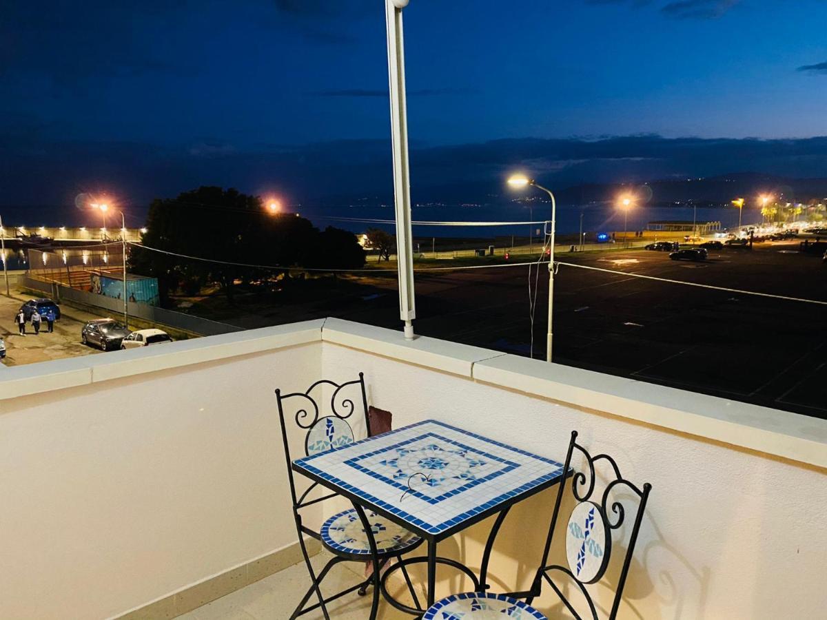 Bed and Breakfast B E B Le Terrazze Sul Mare Катандзаро Екстер'єр фото
