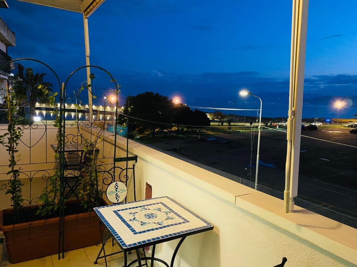 Bed and Breakfast B E B Le Terrazze Sul Mare Катандзаро Екстер'єр фото