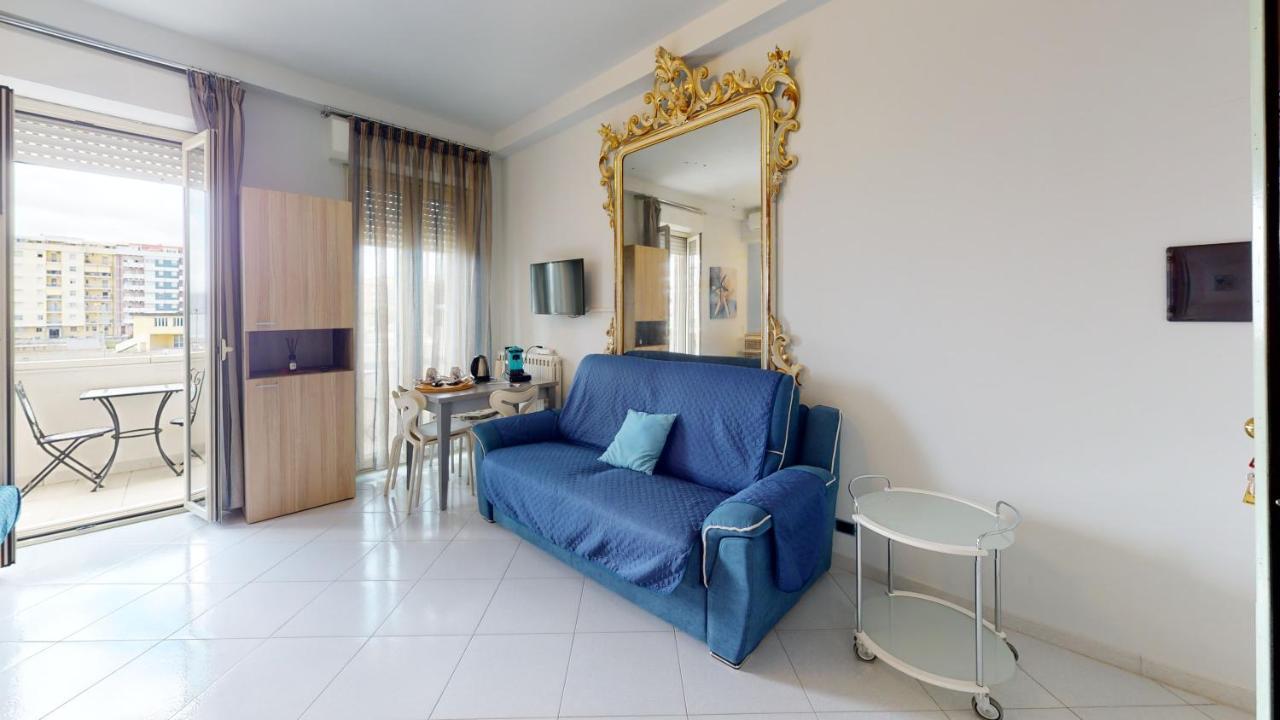 Bed and Breakfast B E B Le Terrazze Sul Mare Катандзаро Екстер'єр фото