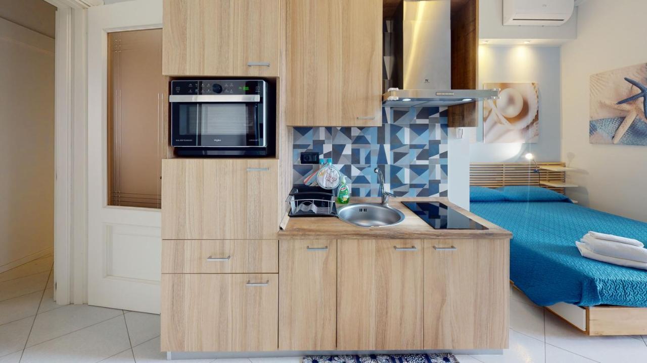 Bed and Breakfast B E B Le Terrazze Sul Mare Катандзаро Екстер'єр фото